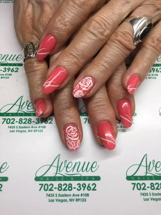 Avenue Nails & Spa