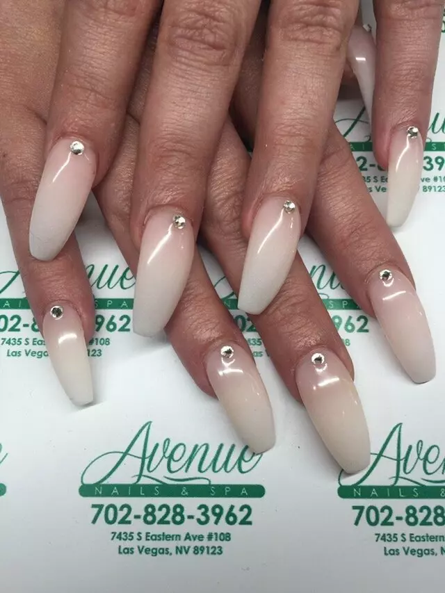 Avenue Nails & Spa