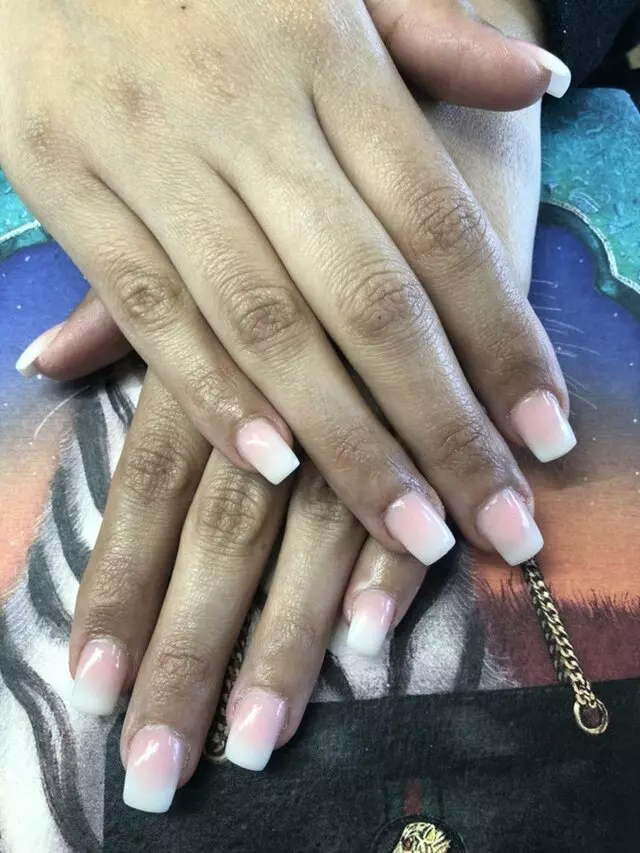 Avenue Nails & Spa