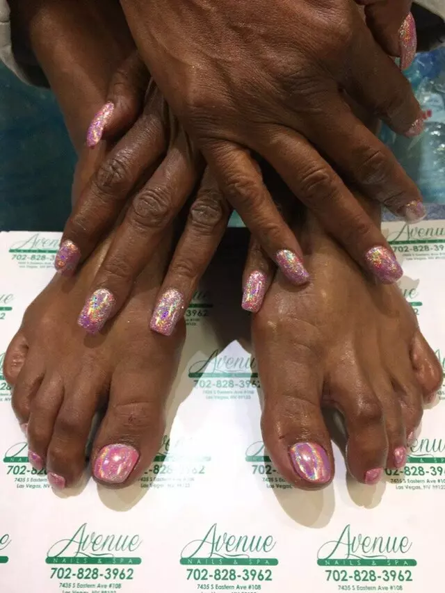 Avenue Nails & Spa