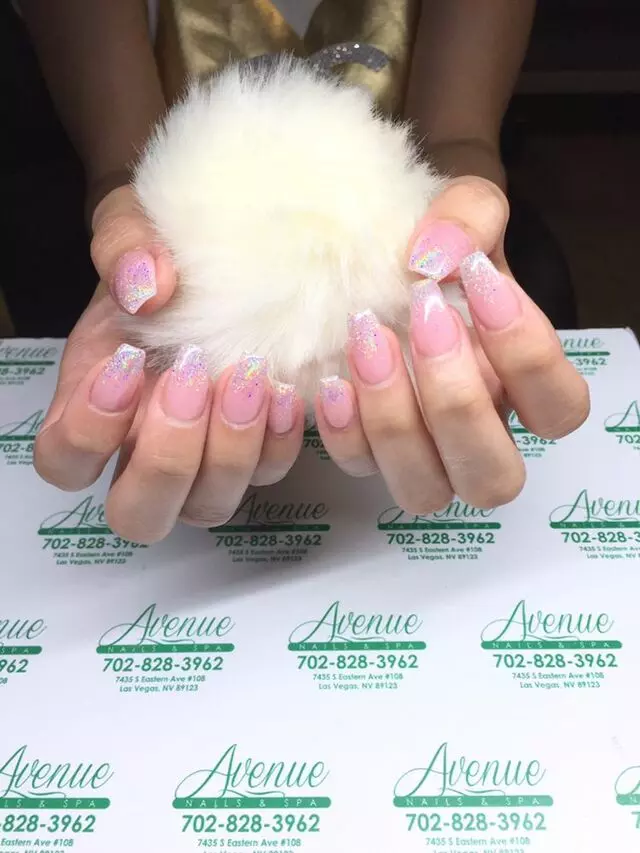 Avenue Nails & Spa