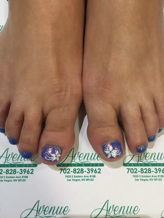 Avenue Nails & Spa