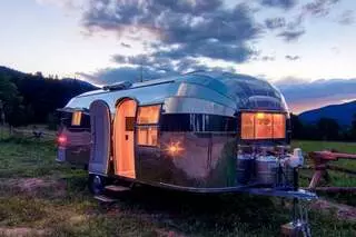 Airstream 2 Go