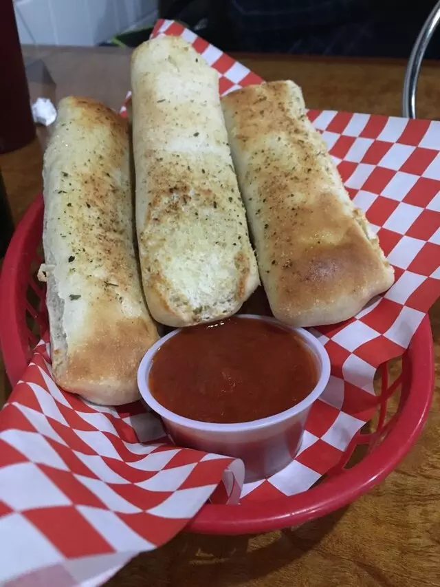 Aurelio’s Pizza