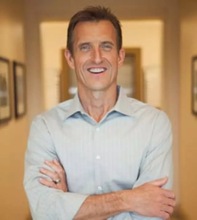 Bruce Crowley, DDS