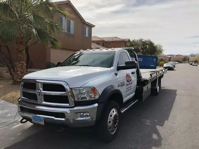 1 Toe Truck