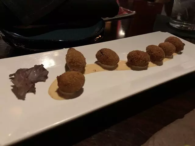 Double Helix Wine & Whiskey Lounge