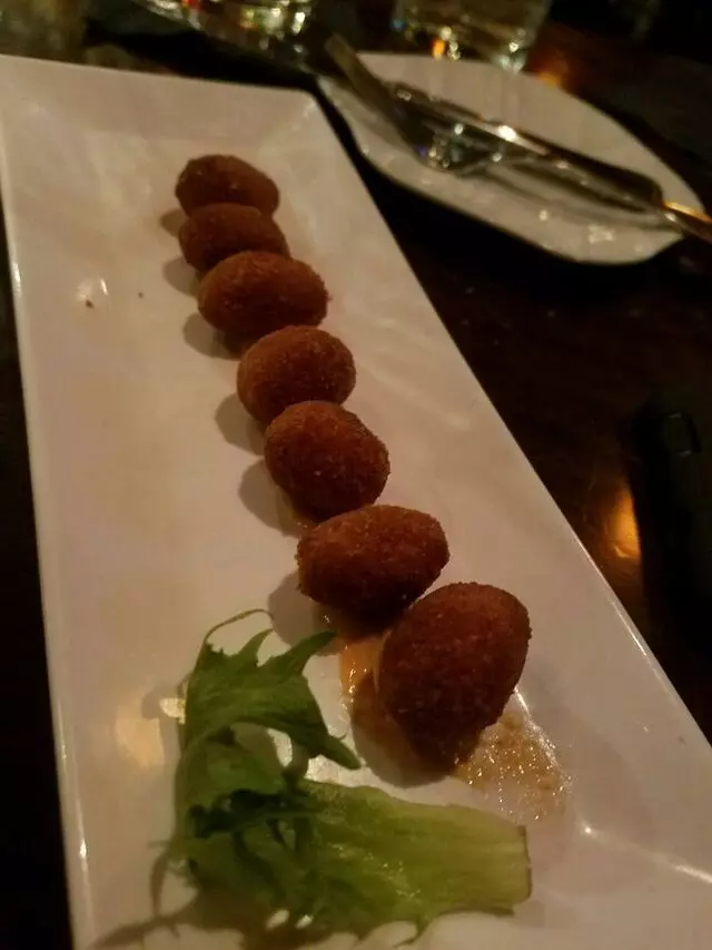 Double Helix Wine & Whiskey Lounge