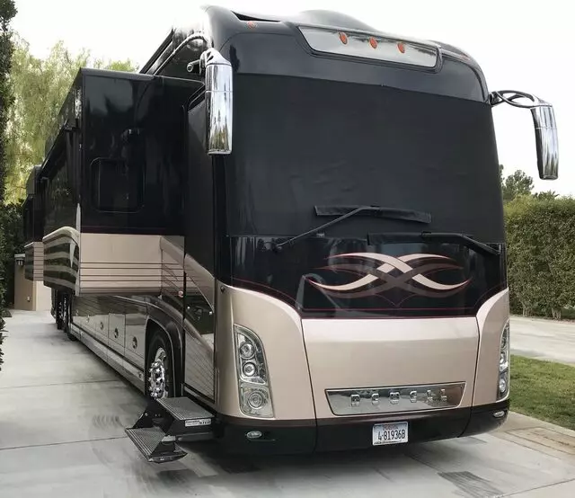Apache RV Customs