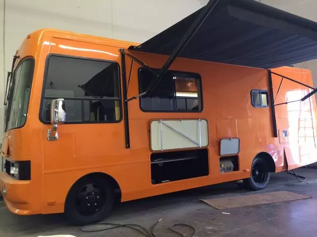 Apache RV Customs