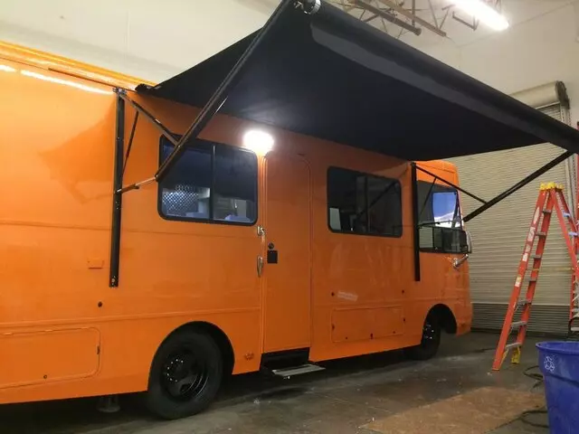 Apache RV Customs