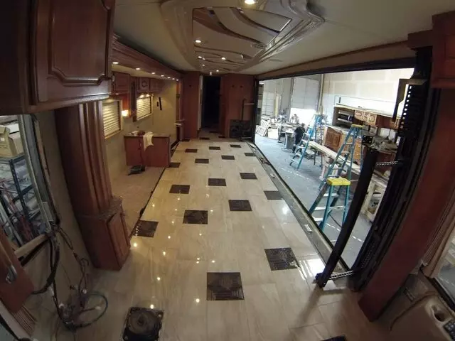 Apache RV Customs