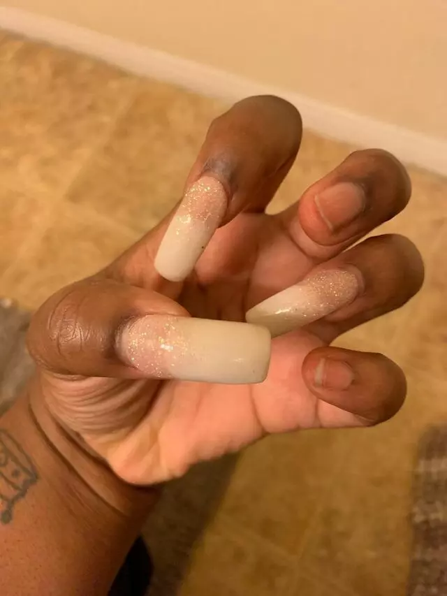 L V Nail Spa