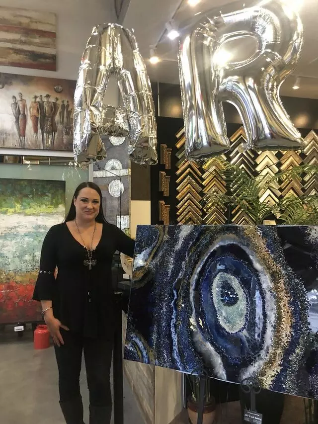 Art 2 Art Gallery