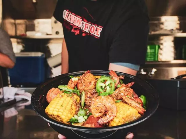 Cravin’ Creole LV
