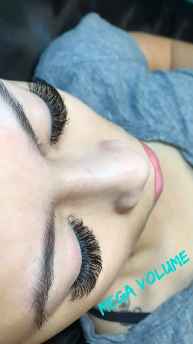 A Touch of Lash