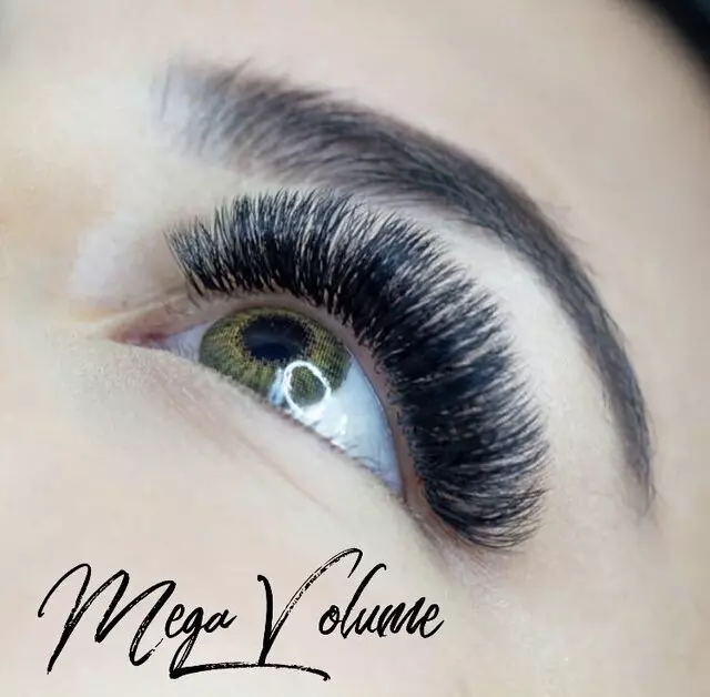 A Touch of Lash