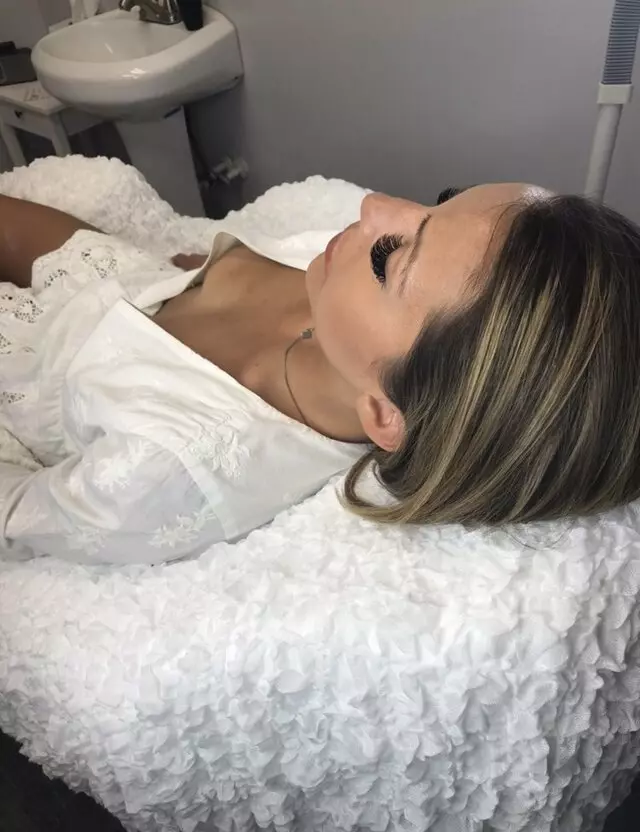 A Touch of Lash