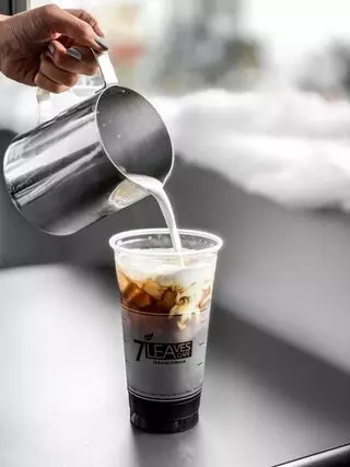 7 Leaves Cafe
