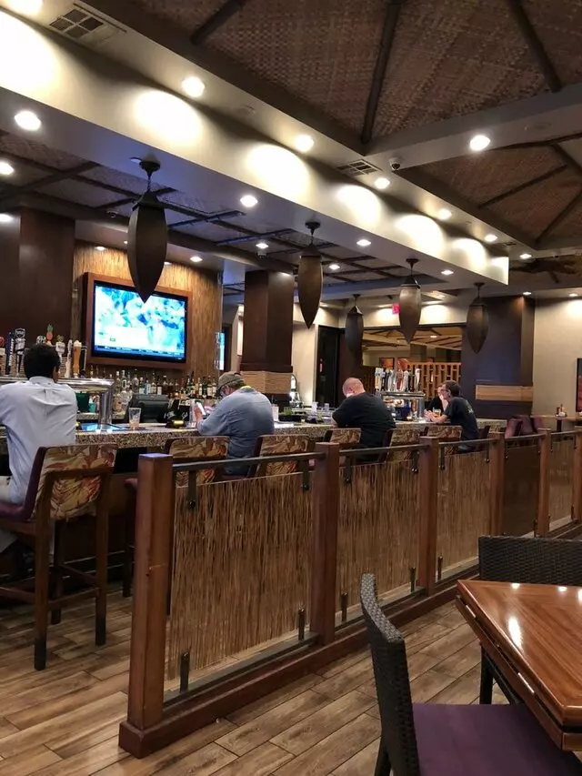 17 South Booze & Bites