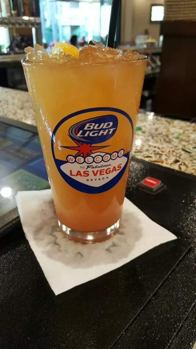 17 South Booze & Bites