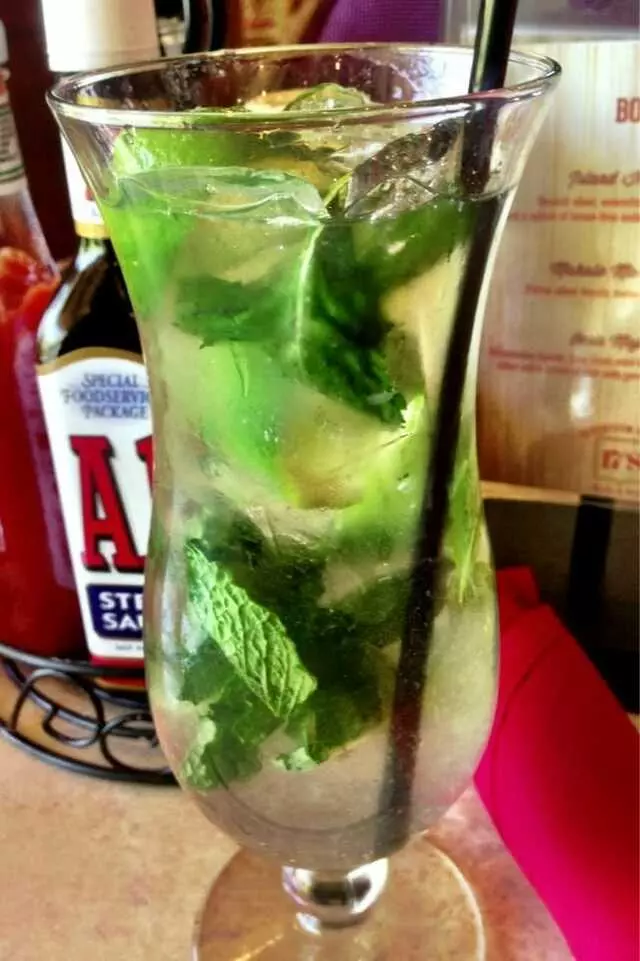 17 South Booze & Bites