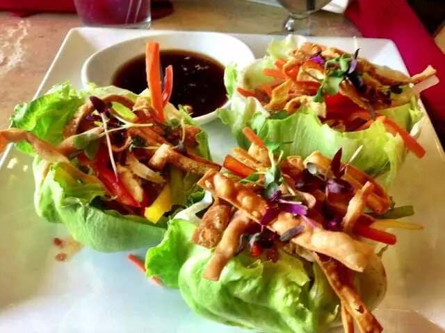 17 South Booze & Bites