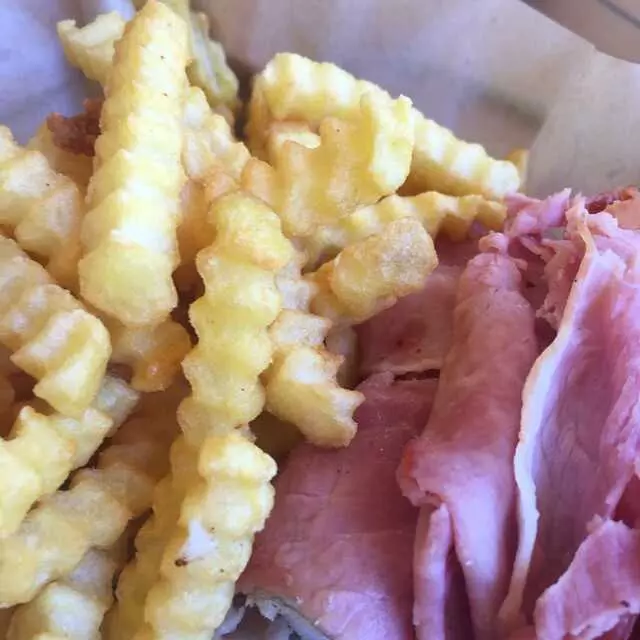 17 South Booze & Bites