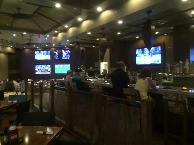 17 South Booze & Bites