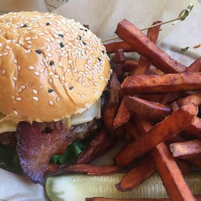 17 South Booze & Bites