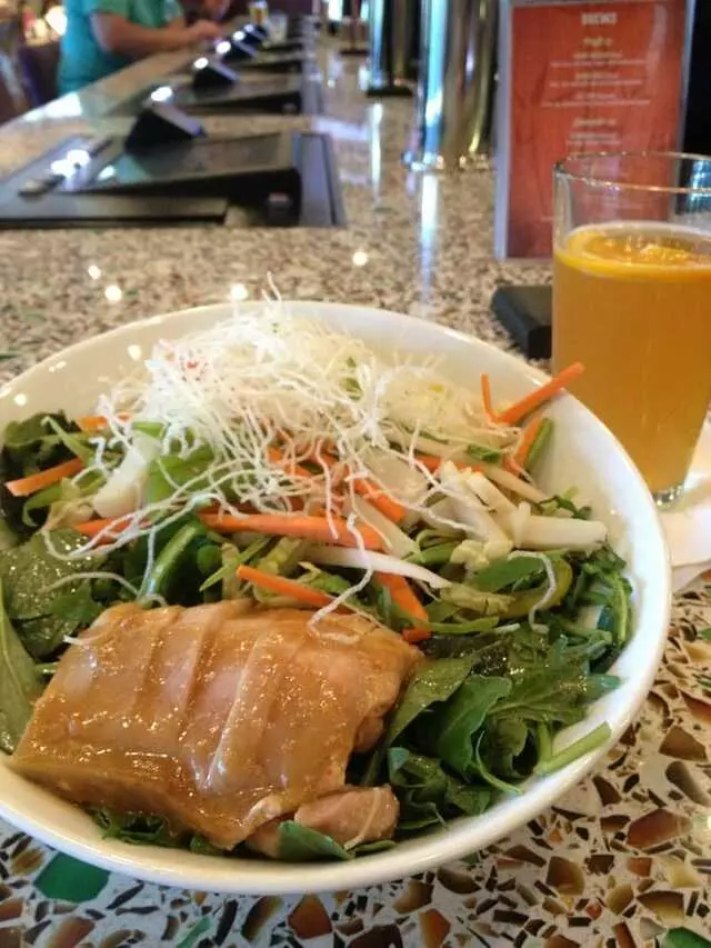 17 South Booze & Bites