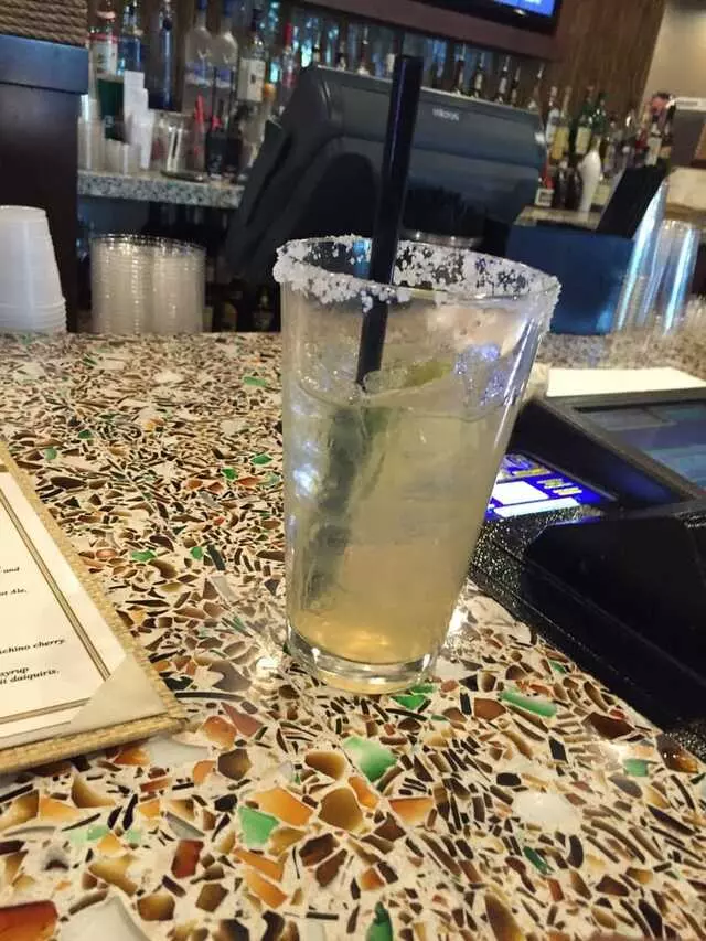 17 South Booze & Bites