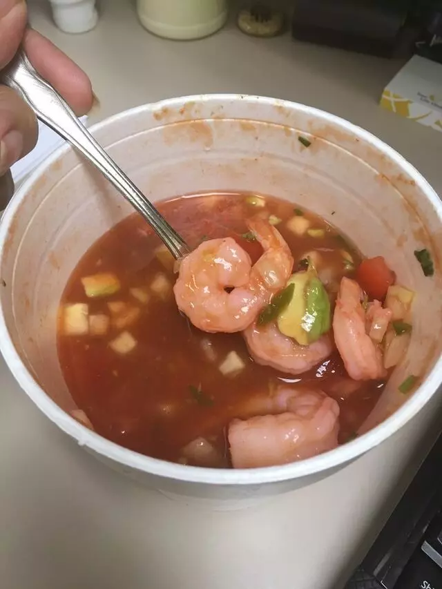 Antojos la Güera Mexican Grill