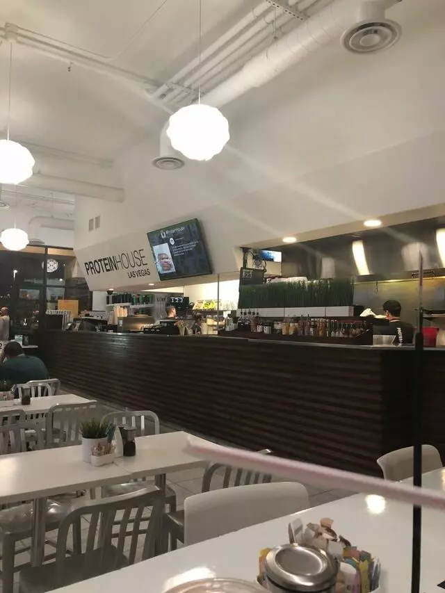 ProteinHouse