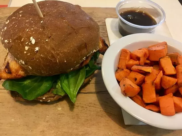 ProteinHouse