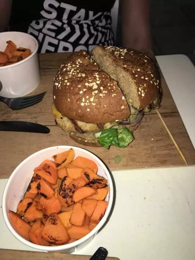 ProteinHouse