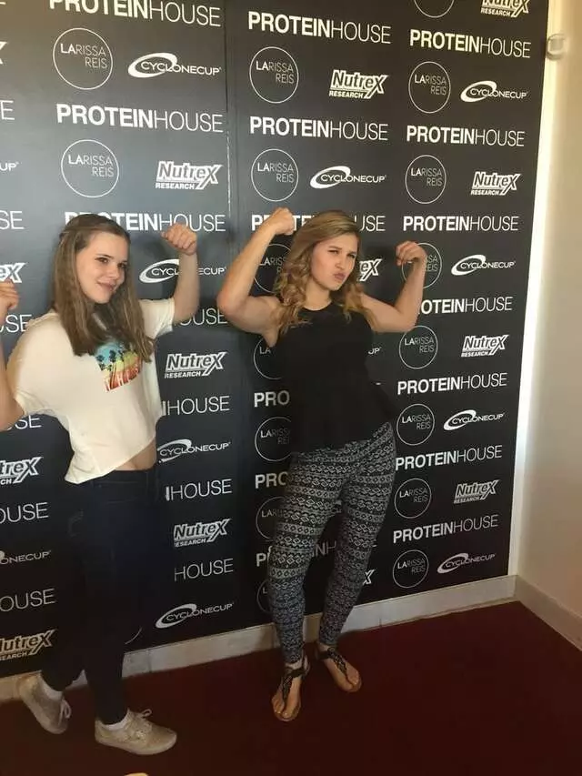 ProteinHouse