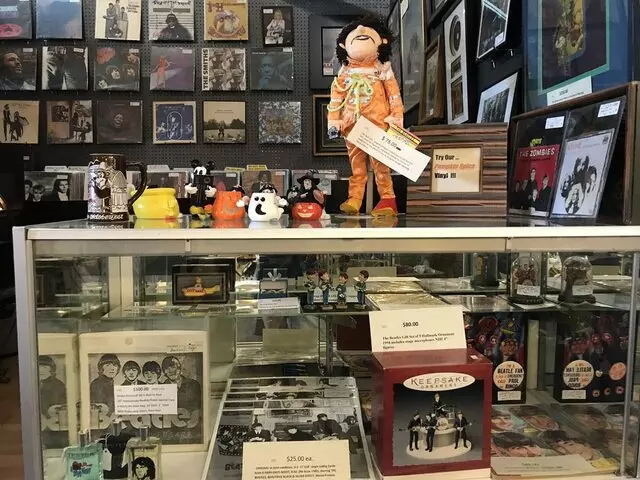 Antique Mall of America