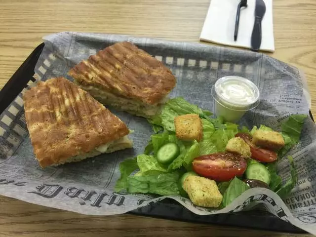 AmeriBrunch Cafe