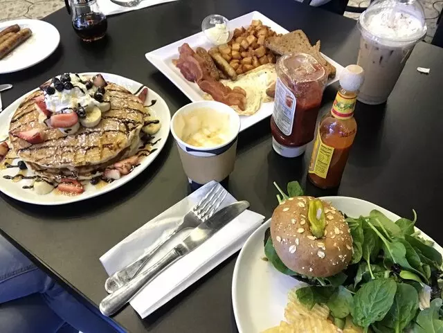 AmeriBrunch Cafe
