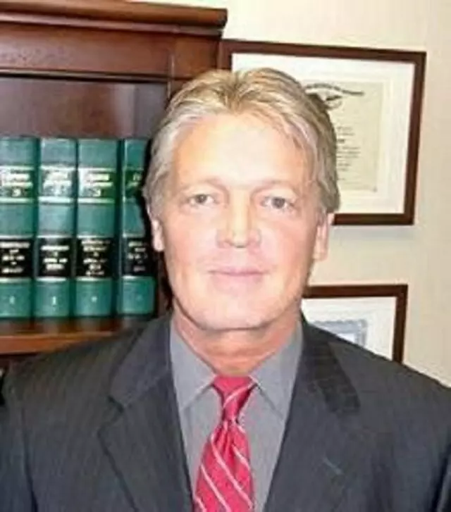 Huggins & Associates Law Offices