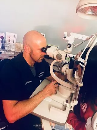 Advanced Vision Institute