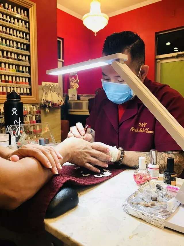 24/7 Posh Nails Lounge