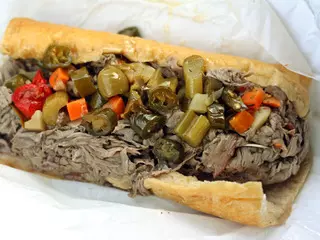 Chicago's Beefs and Dogs