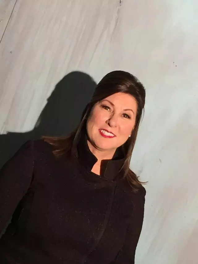 Add Hair & Make Up