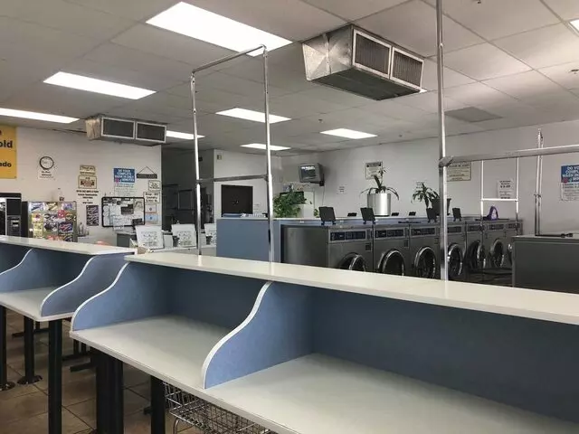 Spin City Laundromat