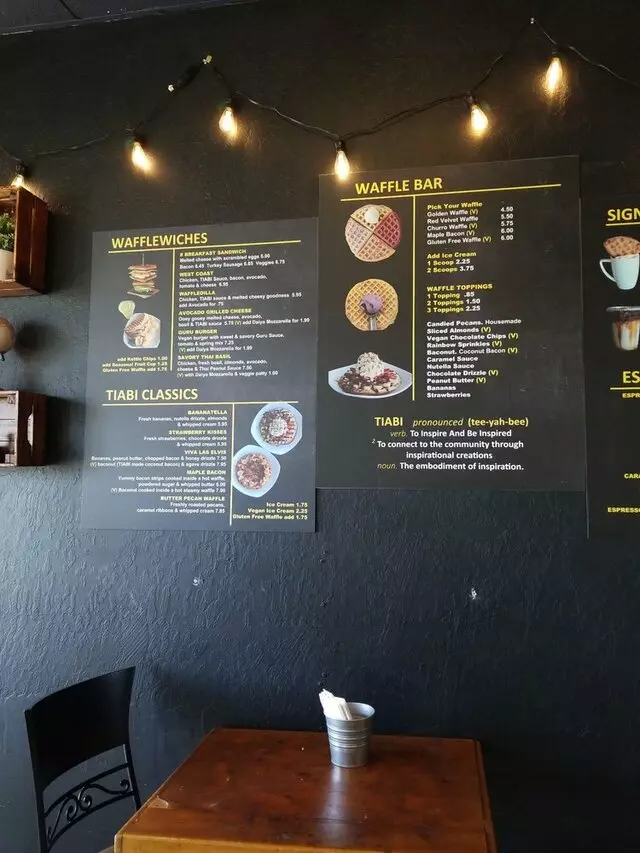 Tiabi Coffee & Waffle