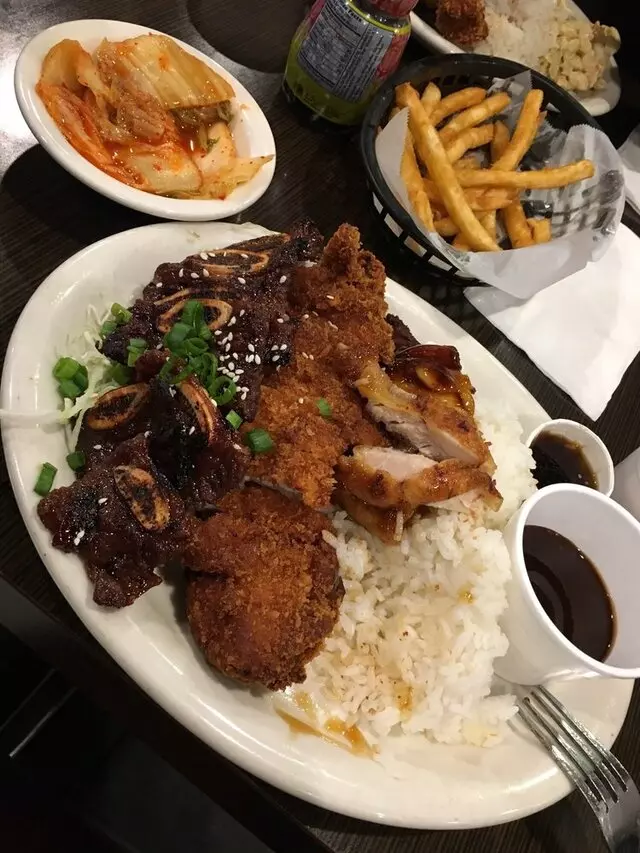 Aloha Kitchen & Bar