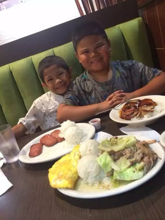 Aloha Kitchen & Bar