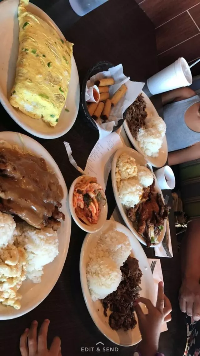 Aloha Kitchen & Bar